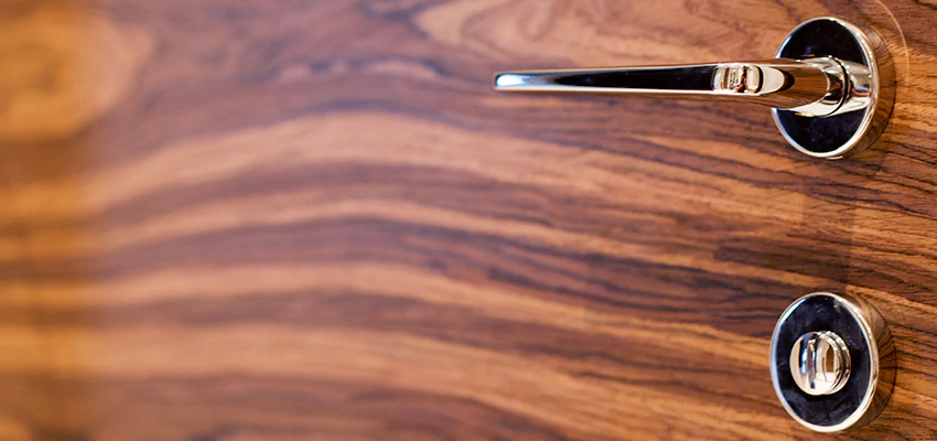 On Demand Locksmith For Key Fobs Repair in Santa Fe Springs, California